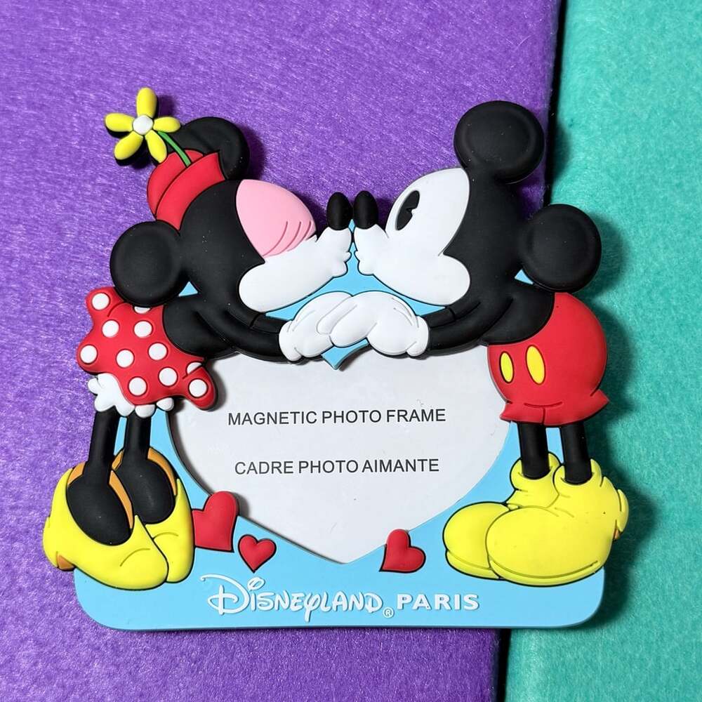 Disneyland Paris Mickey & Minnie Kissing Magnetic Photo Frame